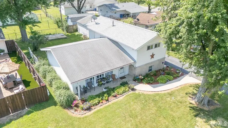 810 N Knight Circle, Marion, IN 46952 - #3