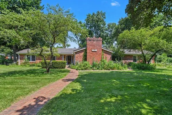 52770 Brooktrails Drive, South Bend, IN 46637
