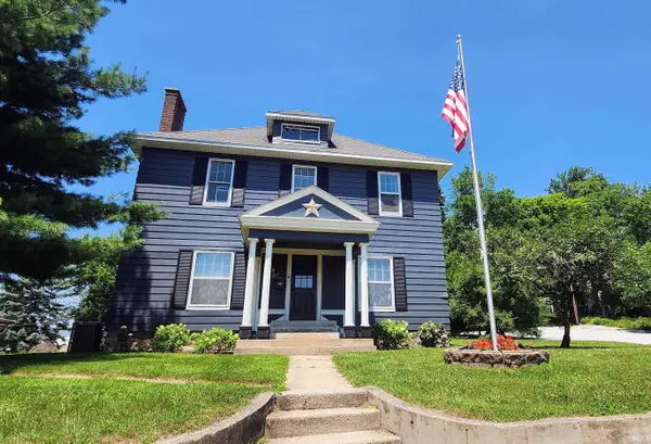 300 W Main Street, Syracuse, IN 46567
