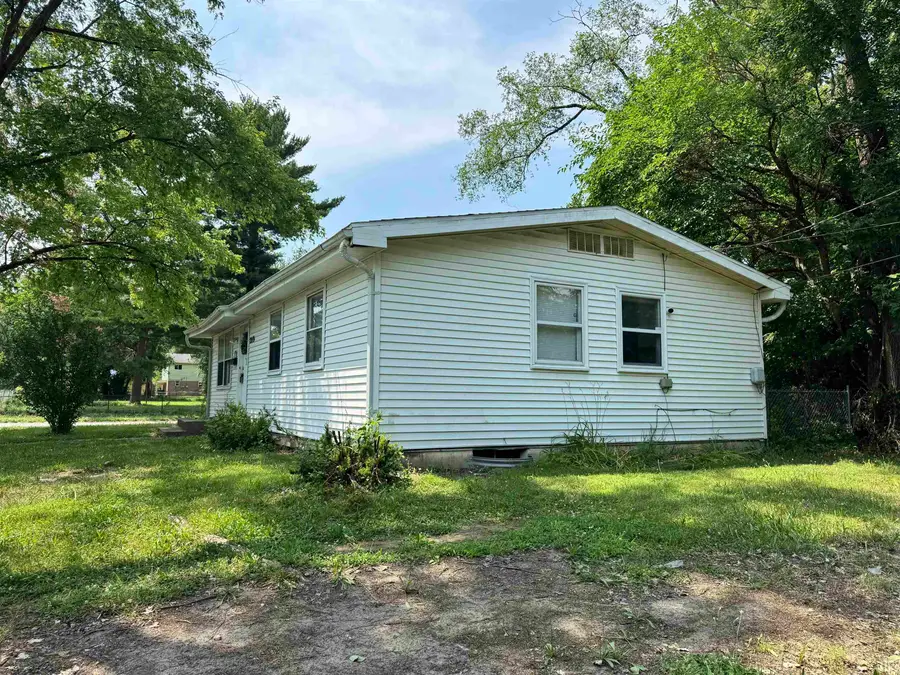 2219 W Bulla Street, South Bend, IN 46628 - #3