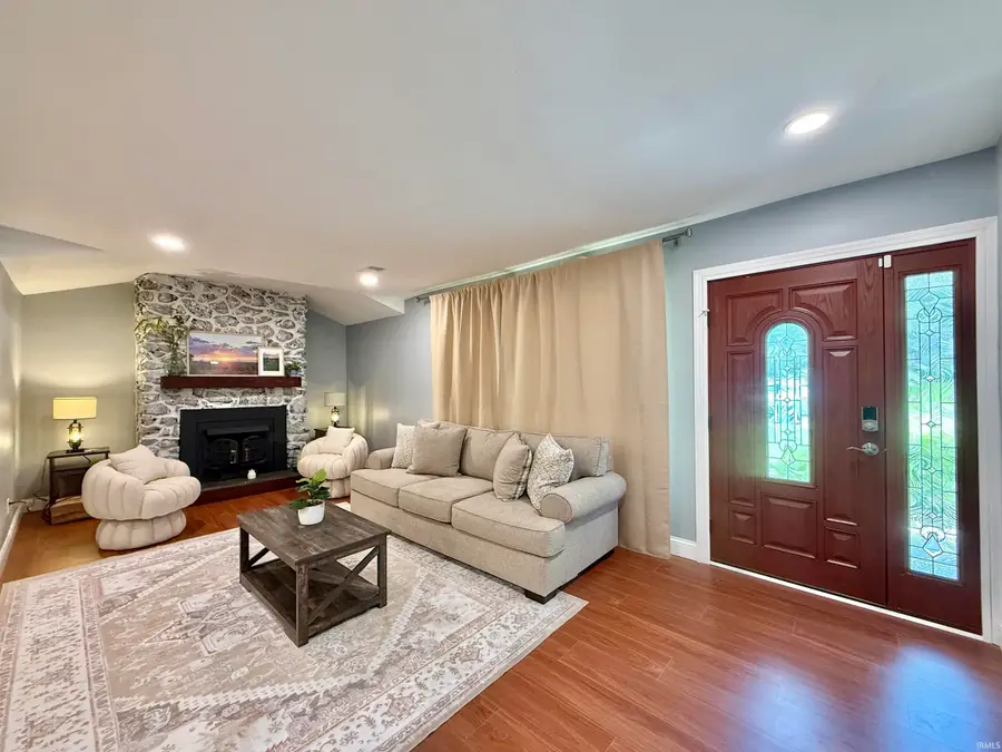 516 E Mill Road, Evansville, IN 47711 - #2