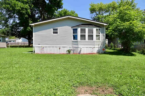 209 S Cherry Street, Lynn, IN 47355