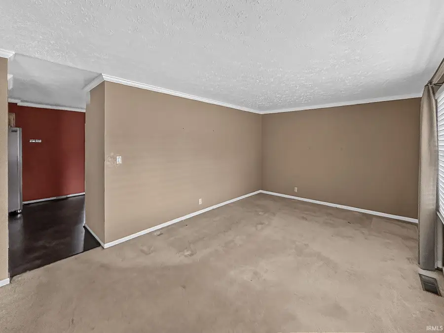 10140 Glen Lee Trail, Granger, IN 46530 - #2