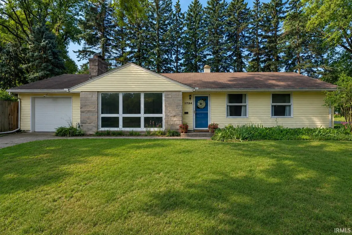 1734 Campeau Street, South Bend, IN 46617 - #1