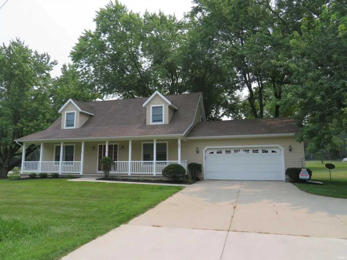 101 Hemsberd Street, Middlebury, IN 46540 - #1