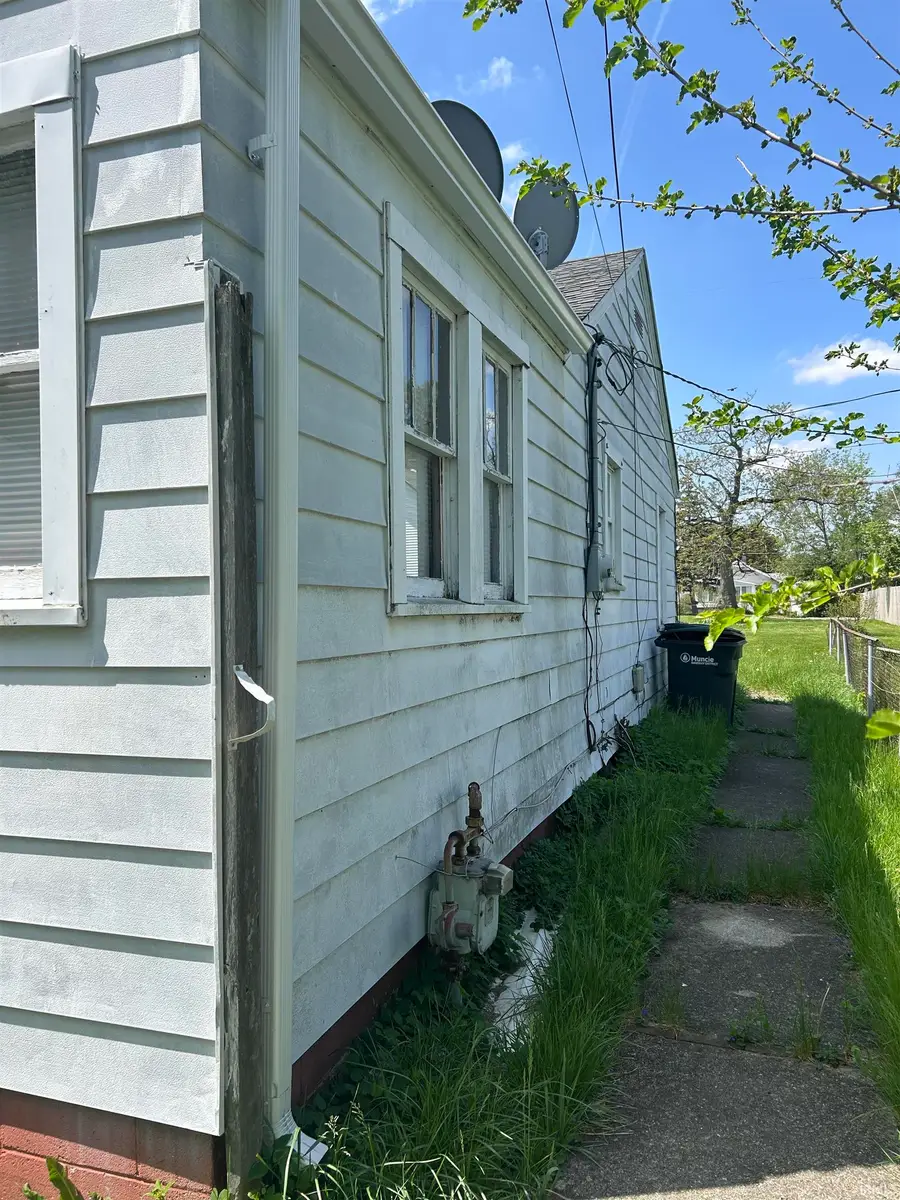 1304 S Hackley Street, Muncie, IN 47302 - #2