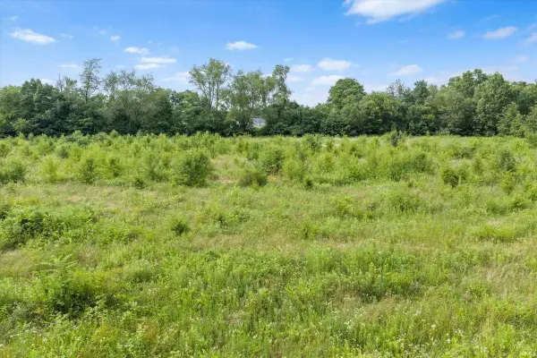 00 State Line Road, Elkhart, IN 46514