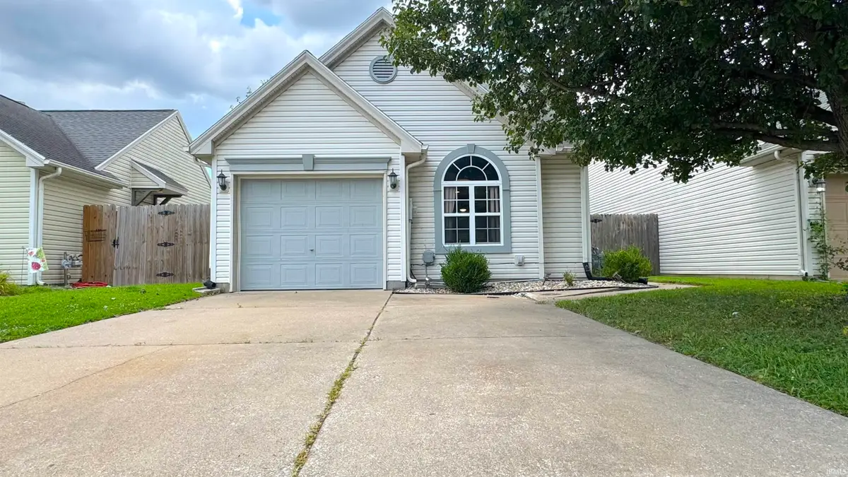 9724 Cayes Drive, Evansville, IN 47725 - #1