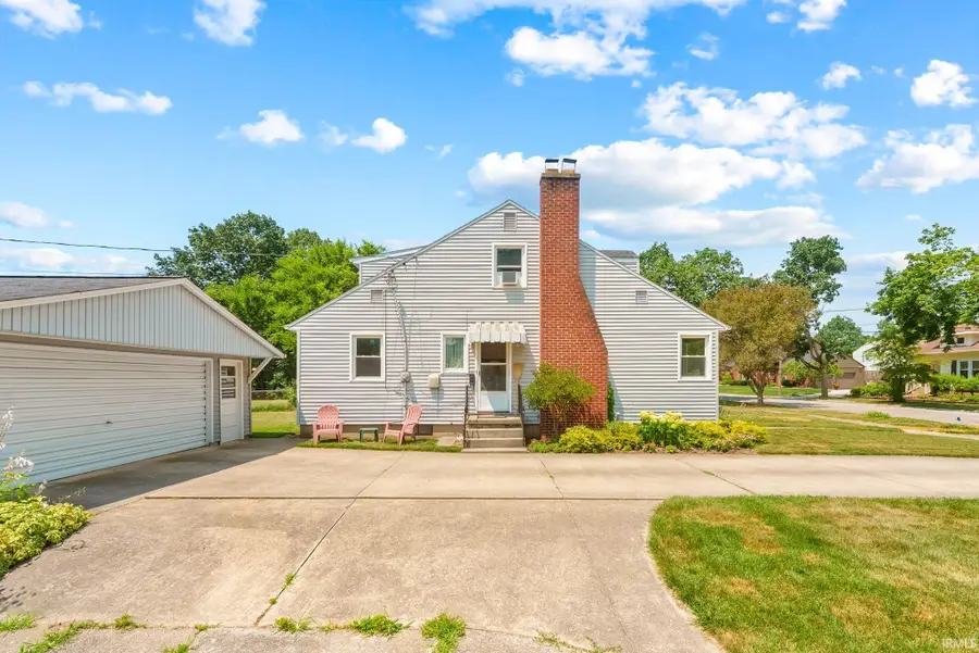 607 E 5th Street, North Manchester, IN 46962 - #2