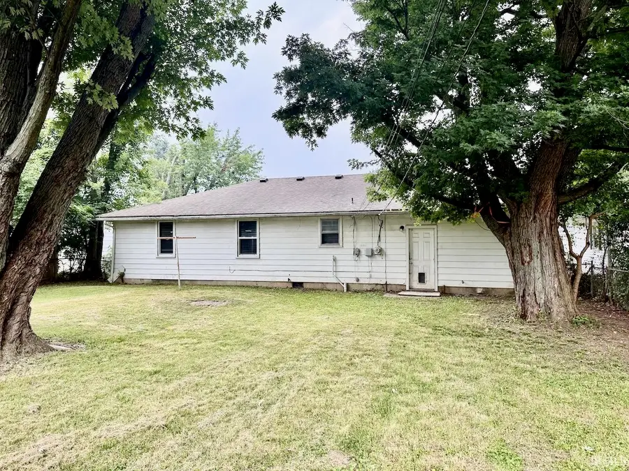 3504 N Reserve Street, Muncie, IN 47304 - #2