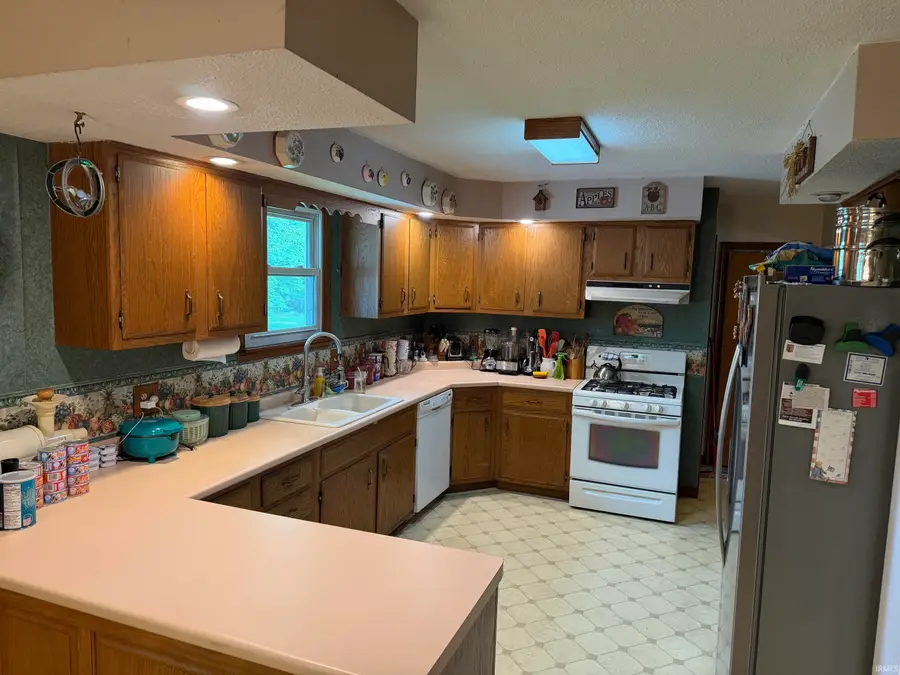 10641 Park Lane, Plymouth, IN 46563 - #2