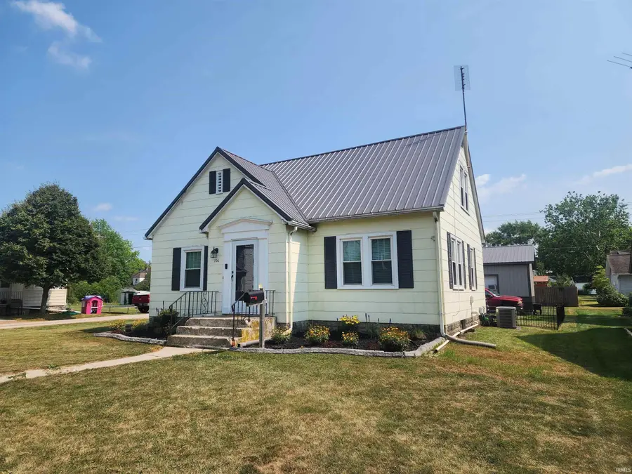 706 High Street, Berne, IN 46711 - #2