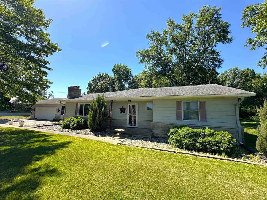 1860 E Us Hwy 24, Reynolds, IN 47980 - #2