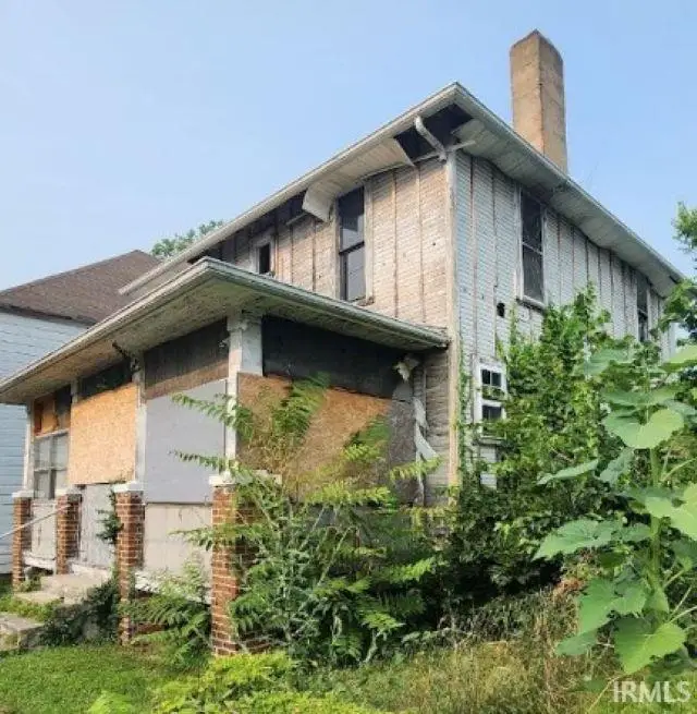 724 N Mulberry Street, Muncie, IN 47305 - #3