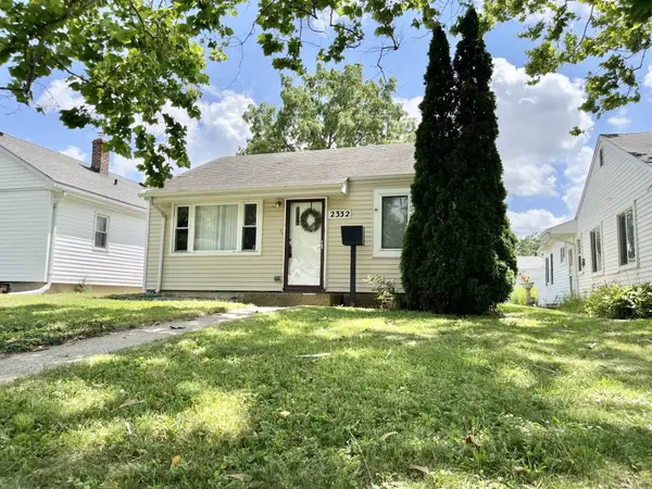 2332 Curdes Avenue, Fort Wayne, IN 46805