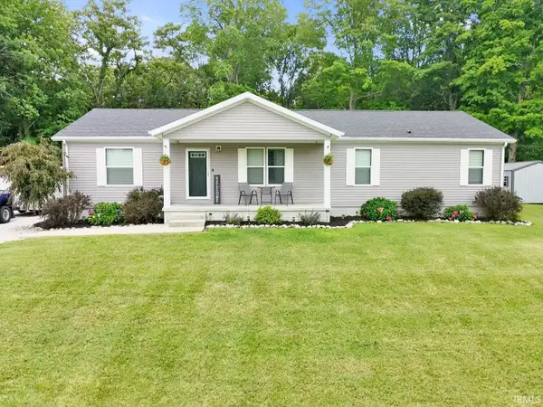 6183 W Stalheim Avenue, Owensville, IN 47665