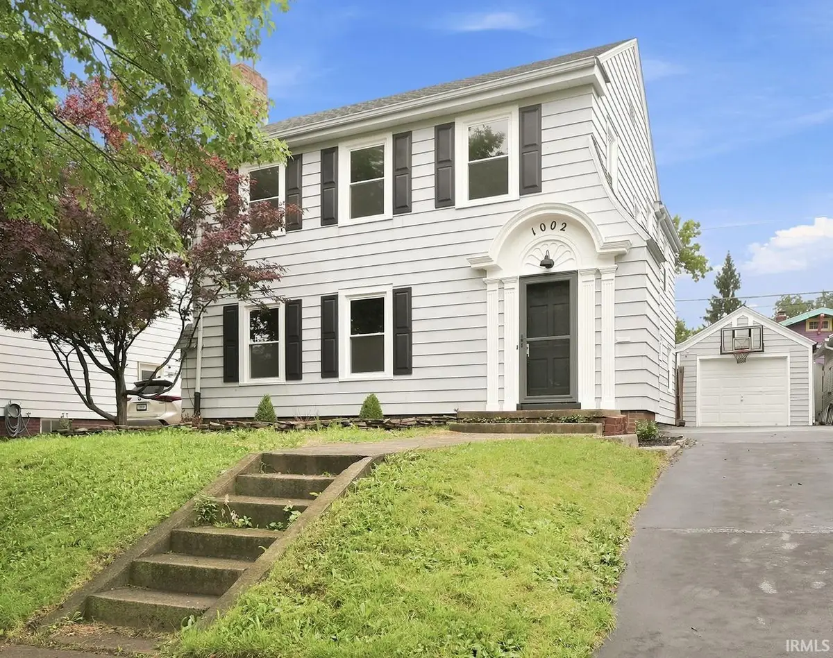 1002 Pasadena Drive, Fort Wayne, IN 46807 - #1