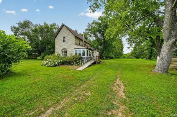 58455 Crumstown Highway, South Bend, IN 46619