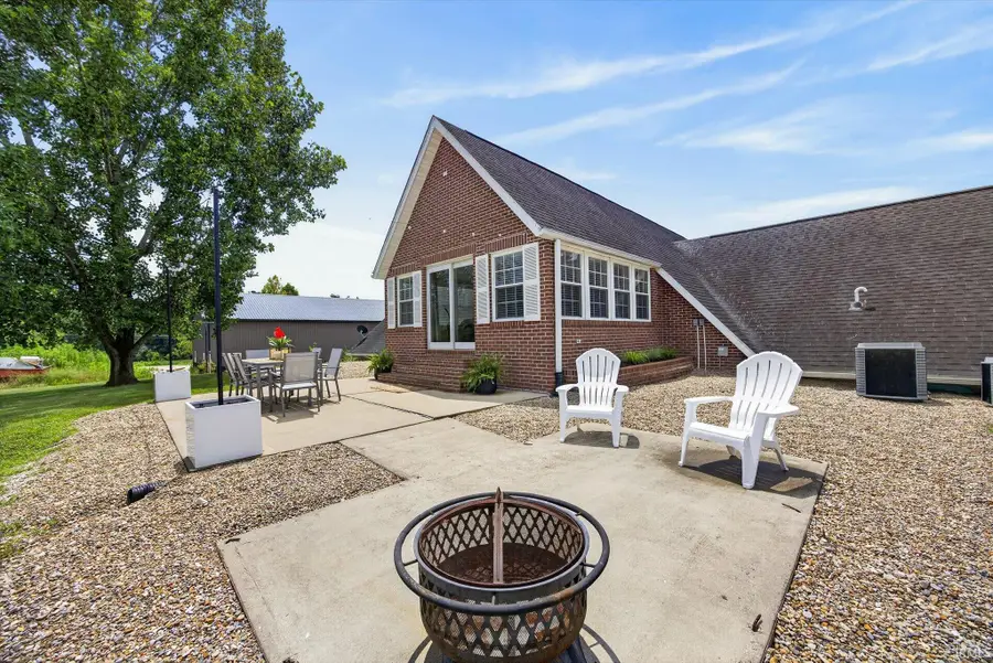 924 S 1250, Loogootee, IN 47553 - #3