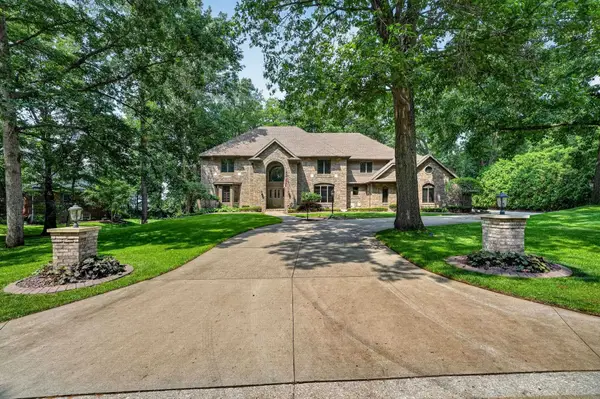 205 Greenfield Drive, Middlebury, IN 46540