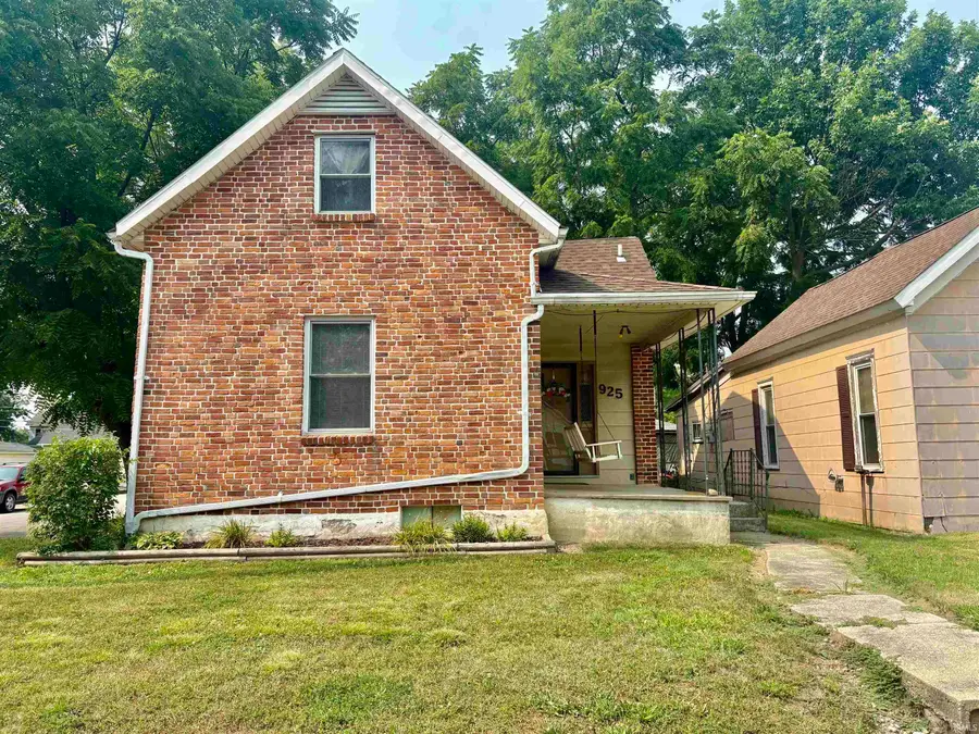 925 W Washington Street, Bluffton, IN 46714 - #2