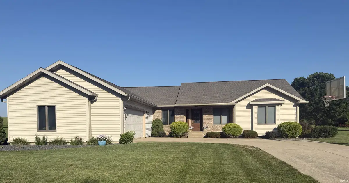 1633 N Royal Oaks Drive, Monticello, IN 47960 - #1