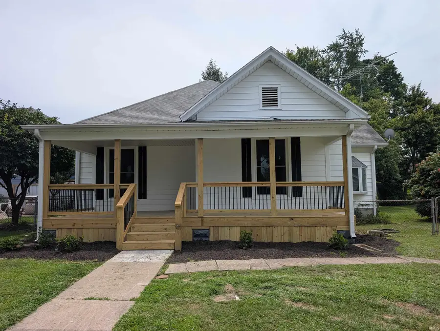 9 E Flora Street, Washington, IN 47501 - #2