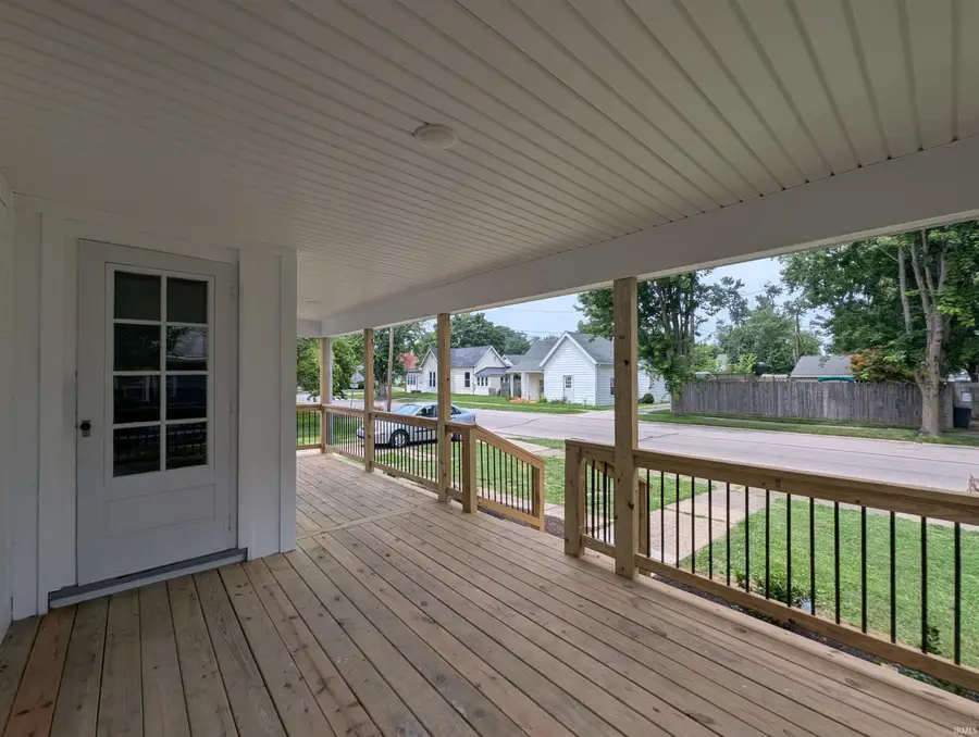 9 E Flora Street, Washington, IN 47501 - #3