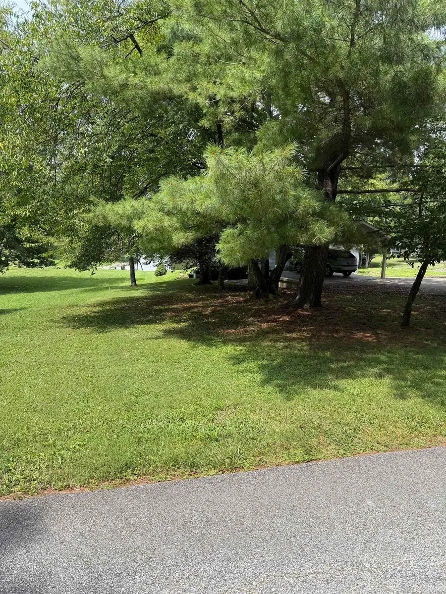 742 W Holly Drive, Santa Claus, IN 47579 - #2
