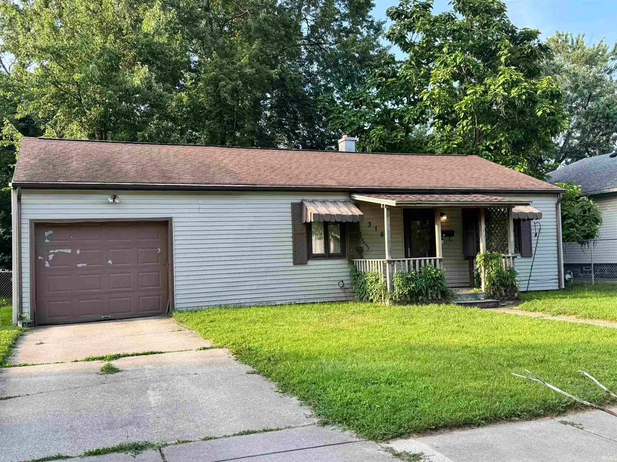 318 W Wolf Avenue, Elkhart, IN 46516 - #1