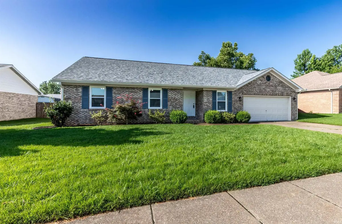 8833 Idaho Drive, Newburgh, IN 47630 - #1