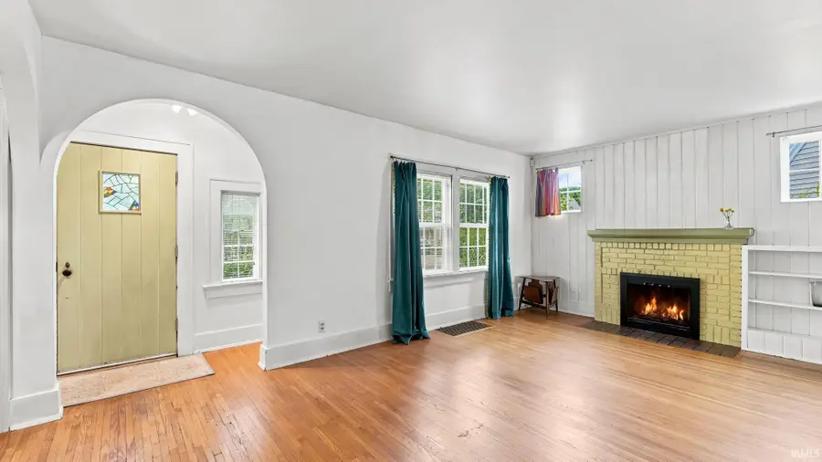 4407 Drury Lane, Fort Wayne, IN 46807 - #3