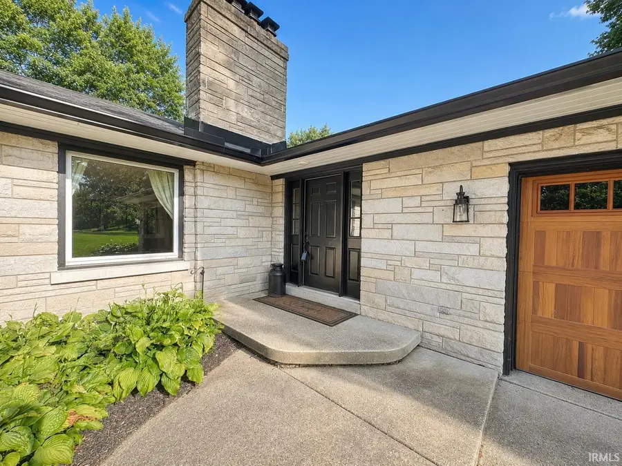 8811 Old State Road, Evansville, IN 47711 - #2