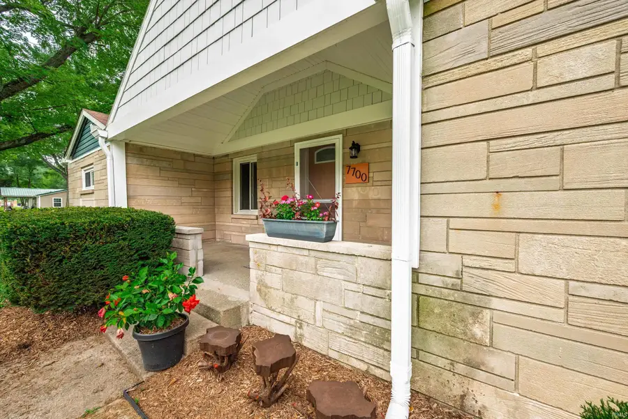 7700 W Cornbread Road, Yorktown, IN 47396 - #3
