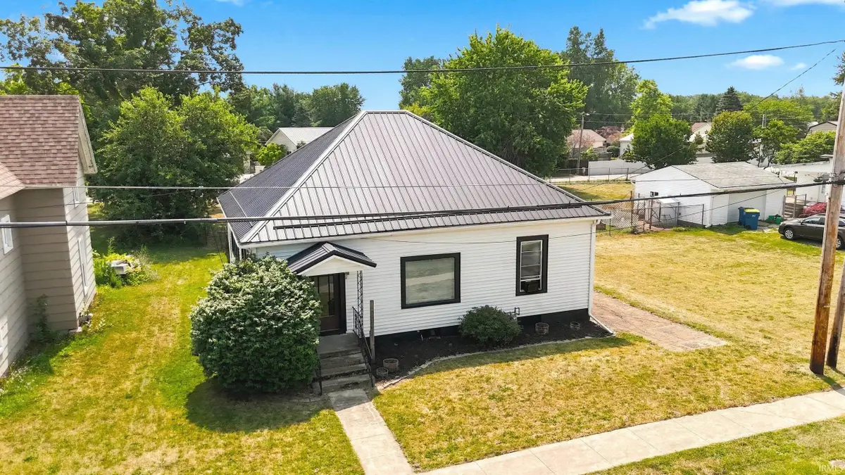 602 S Wayne Street, Hamilton, IN 46742 - #1