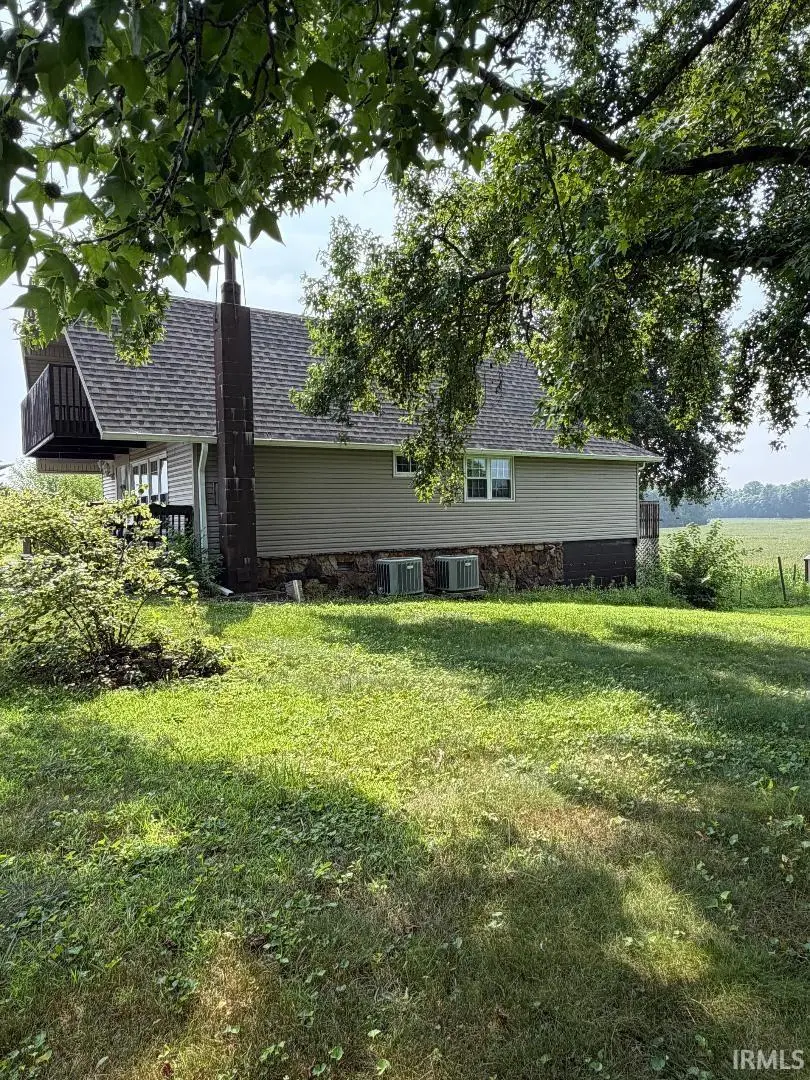 3650 W 200 S Road, Bloomfield, IN 47424 - #2
