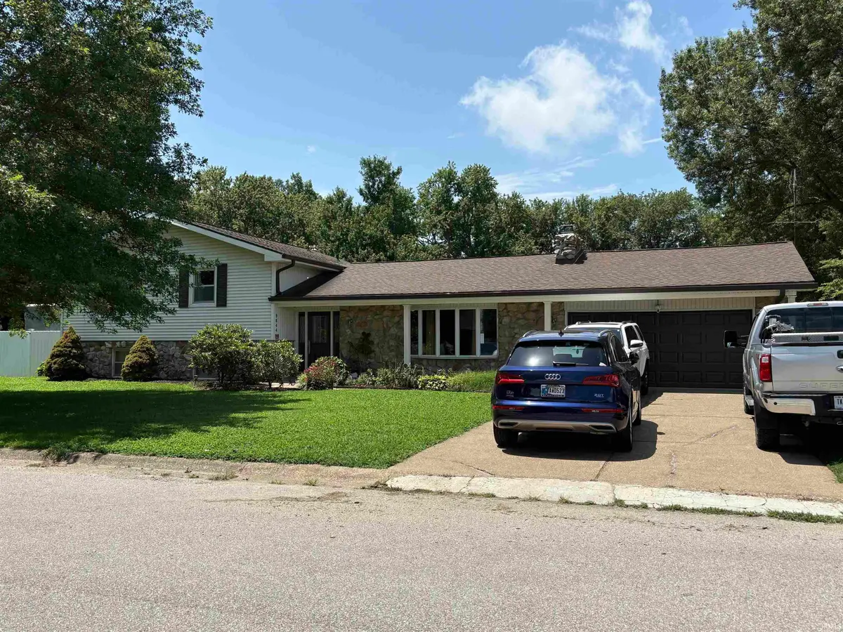 9844 Powers Drive, Newburgh, IN 47630 - #1
