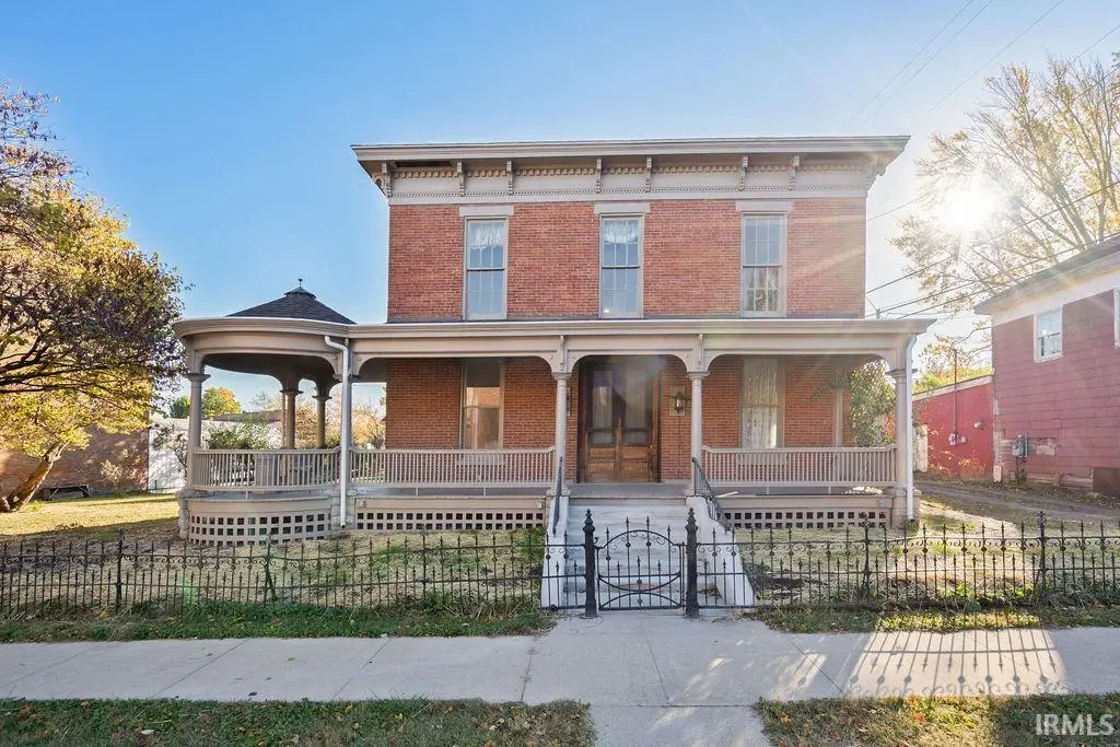 105 S Sycamore Street, Galveston, IN 46932 - #1