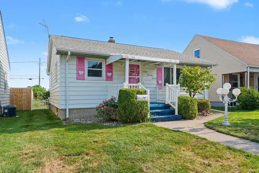 132 E 16th Street, Mishawaka, IN 46544 - #2