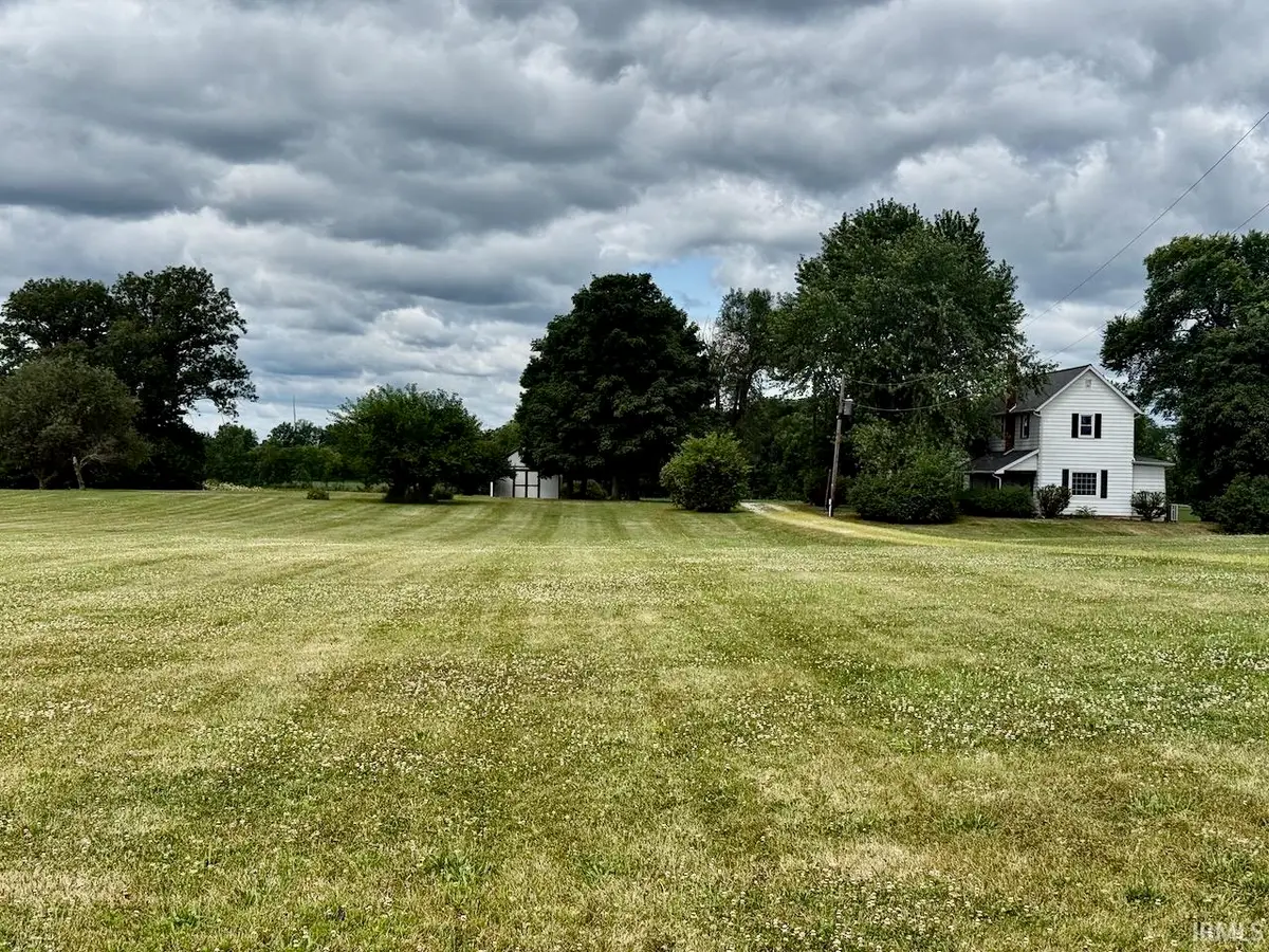 2086 S 300 E Road, Hartford City, IN 47348 - #1