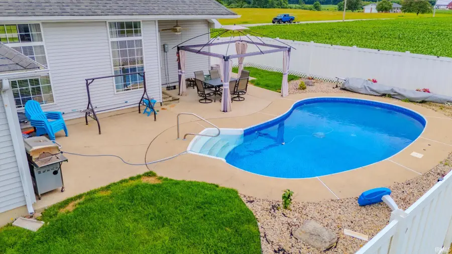 4450 Farmington Road, Gas City, IN 46933 - #3