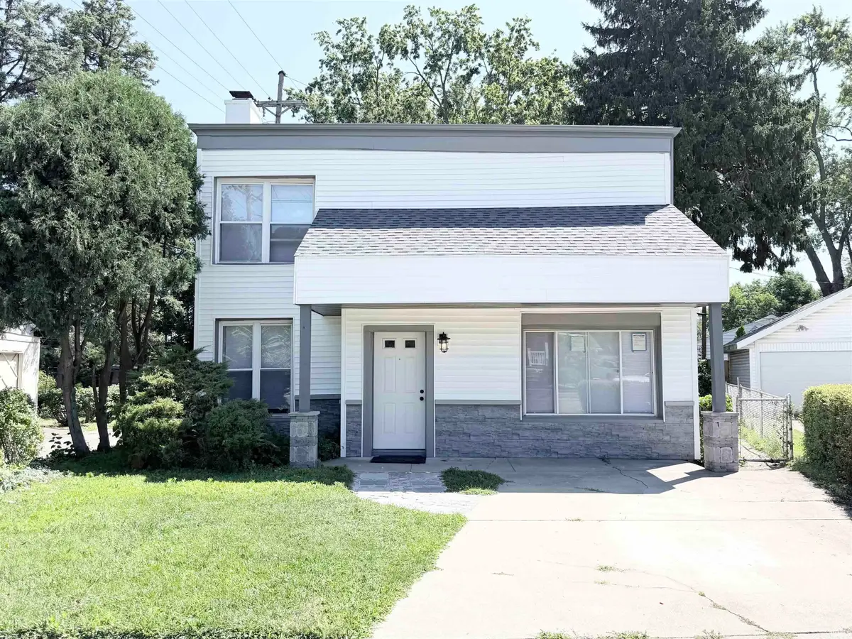 120 Manor Avenue, Elkhart, IN 46613 - #1