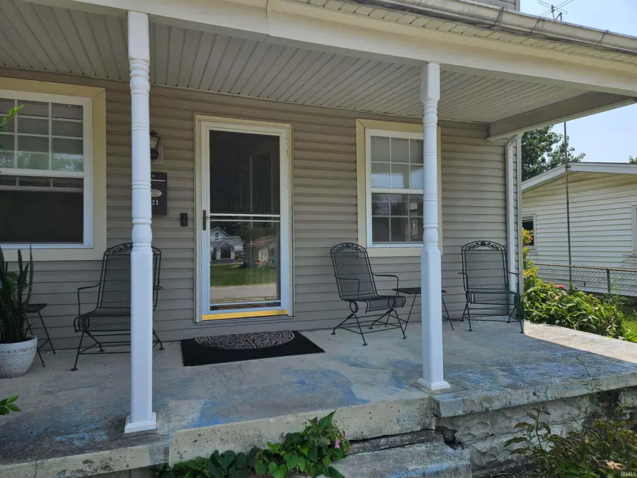 421 Jackson Avenue, Peru, IN 46970 - #2
