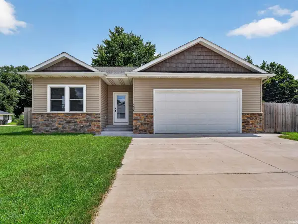 208 N Ecker Avenue, Bourbon, IN 46504