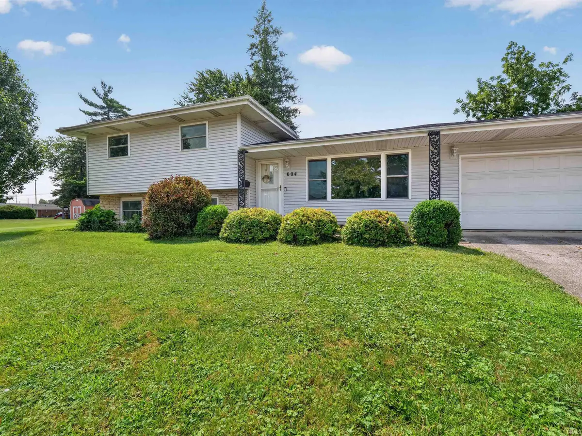 604 Elm Street, New Haven, IN 46774 - #1