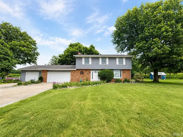 9540 Sunny Side Drive, Plymouth, IN 46563