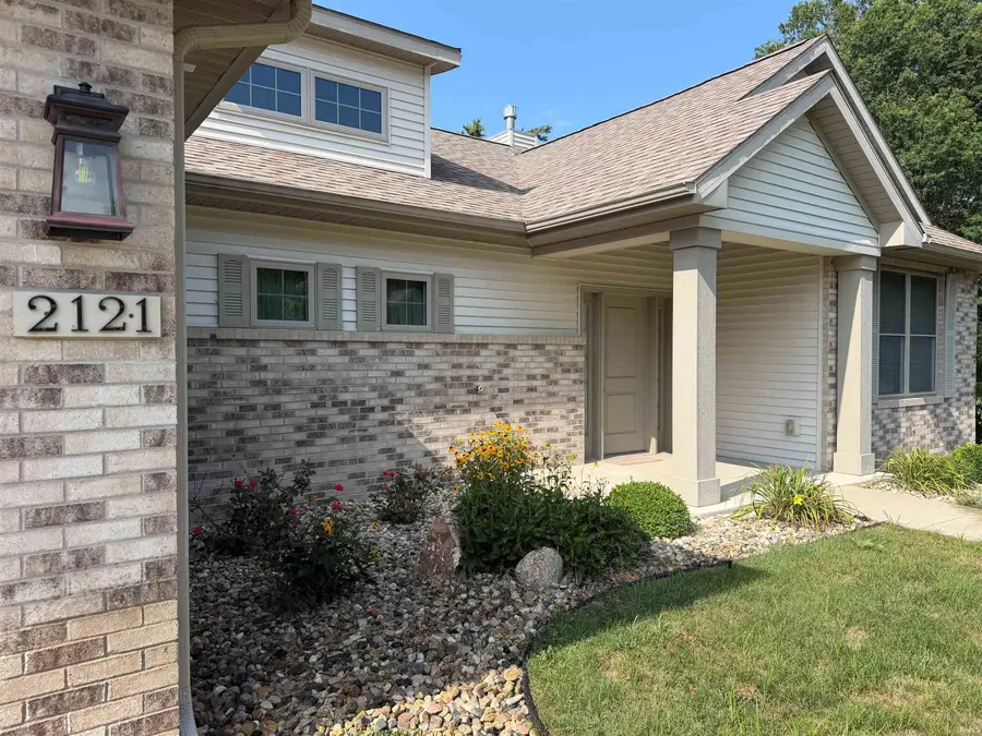 2121 Woodland Estates Drive, Elkhart, IN 46514 - #2