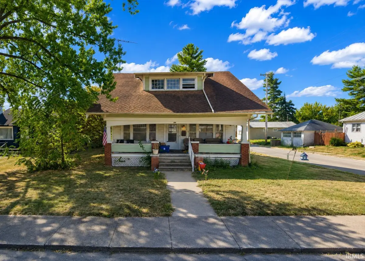 554 W North Street, Winchester, IN 47394 - #1