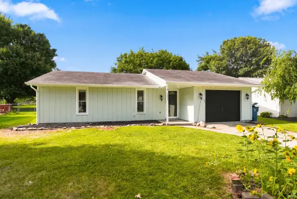 1421 Rabbit Run, Huntertown, IN 46748