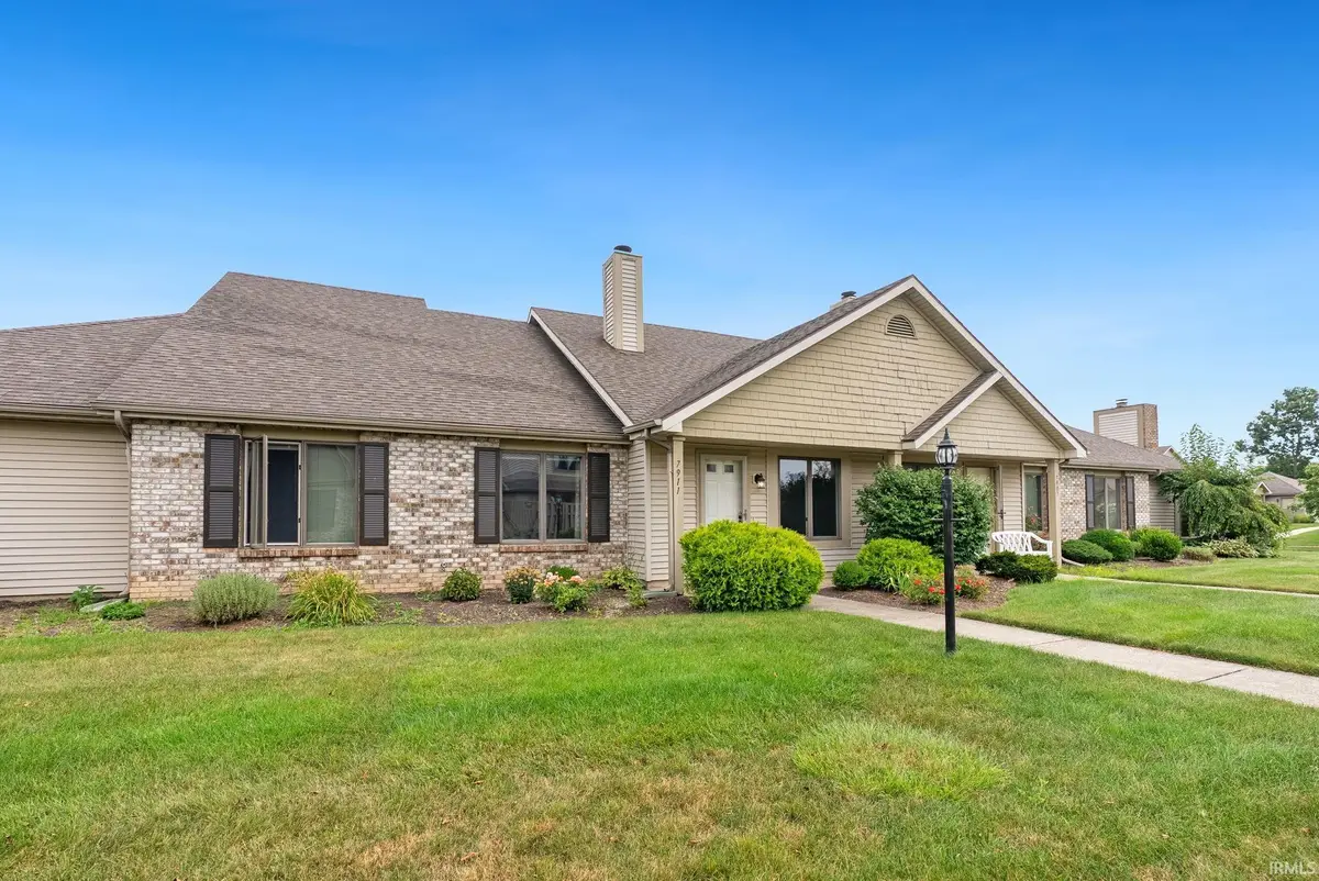 7911 Harrisburg Lane, Fort Wayne, IN 46835 - #1